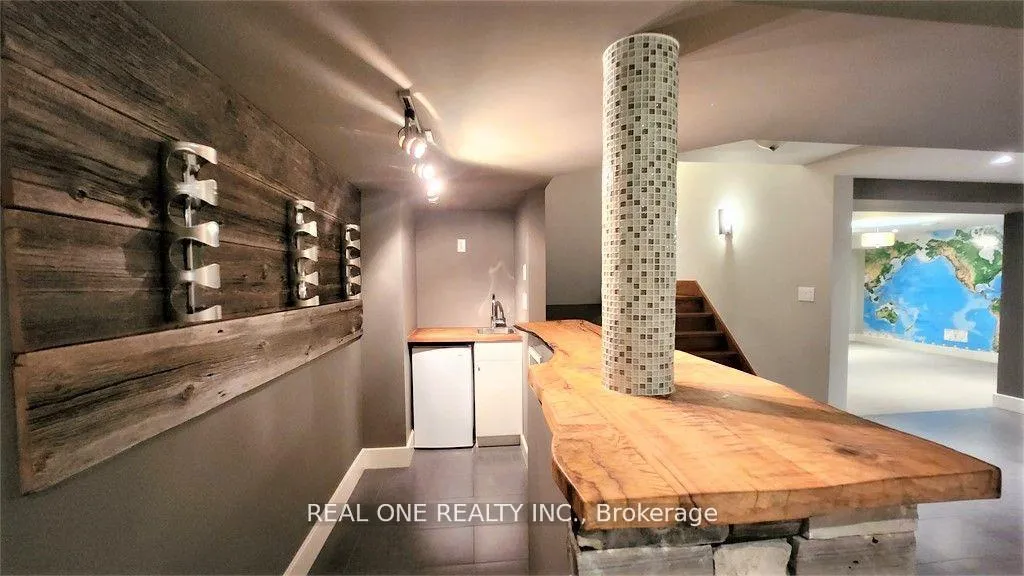 Photo 21 of 531 Jeanette Drive, Oakville, West — HOMEH