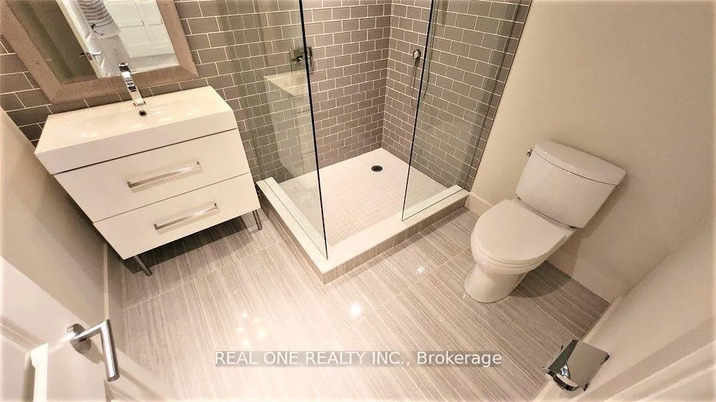 Photo 25 of 531 Jeanette Drive, Oakville, West — HOMEH