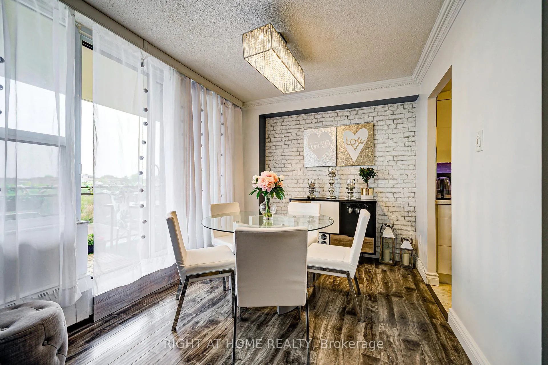 Photo 14 of Unit 607, 180 Dudley Avenue, Markham, Thornhill — HOMEH