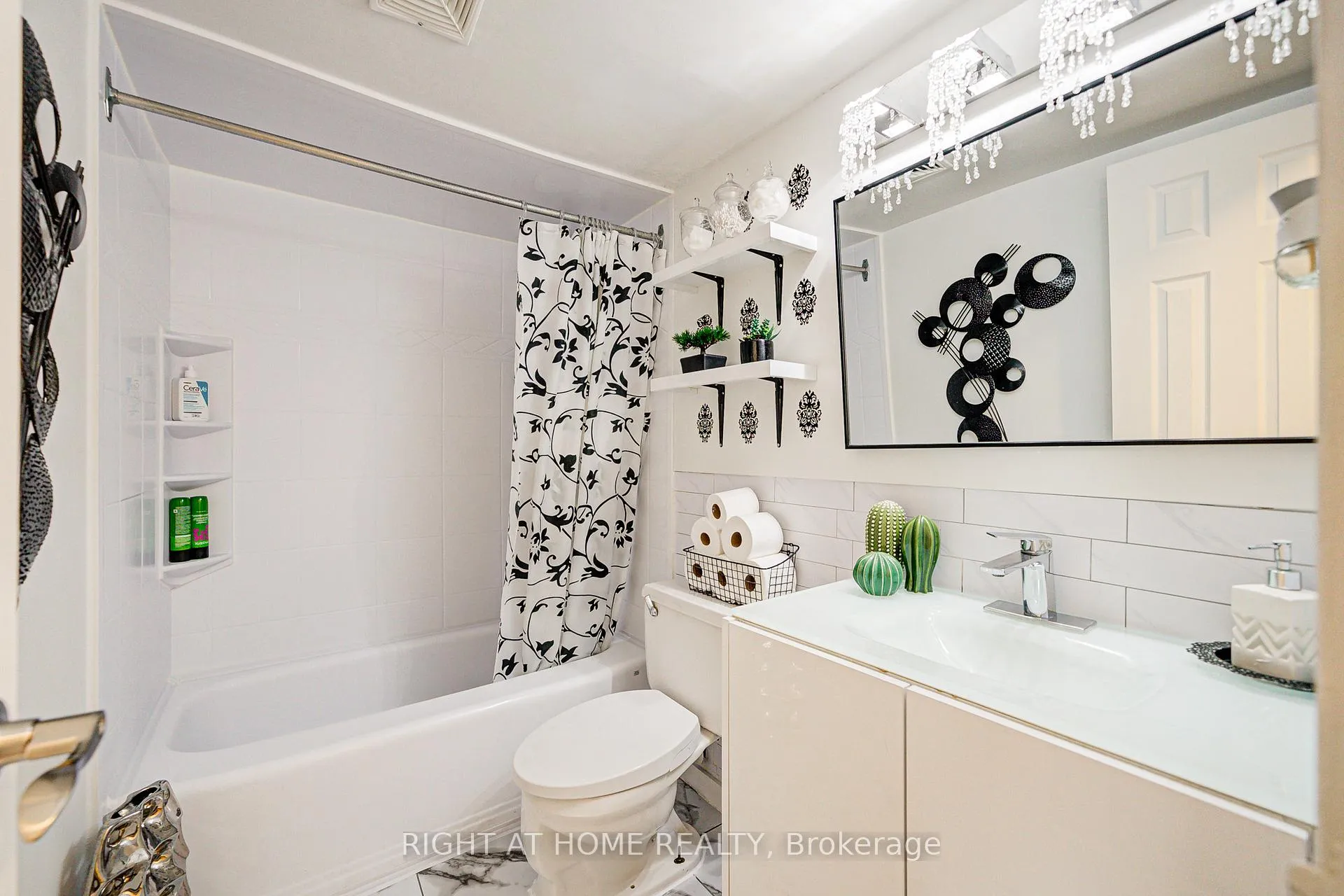 Photo 28 of Unit 607, 180 Dudley Avenue, Markham, Thornhill — HOMEH