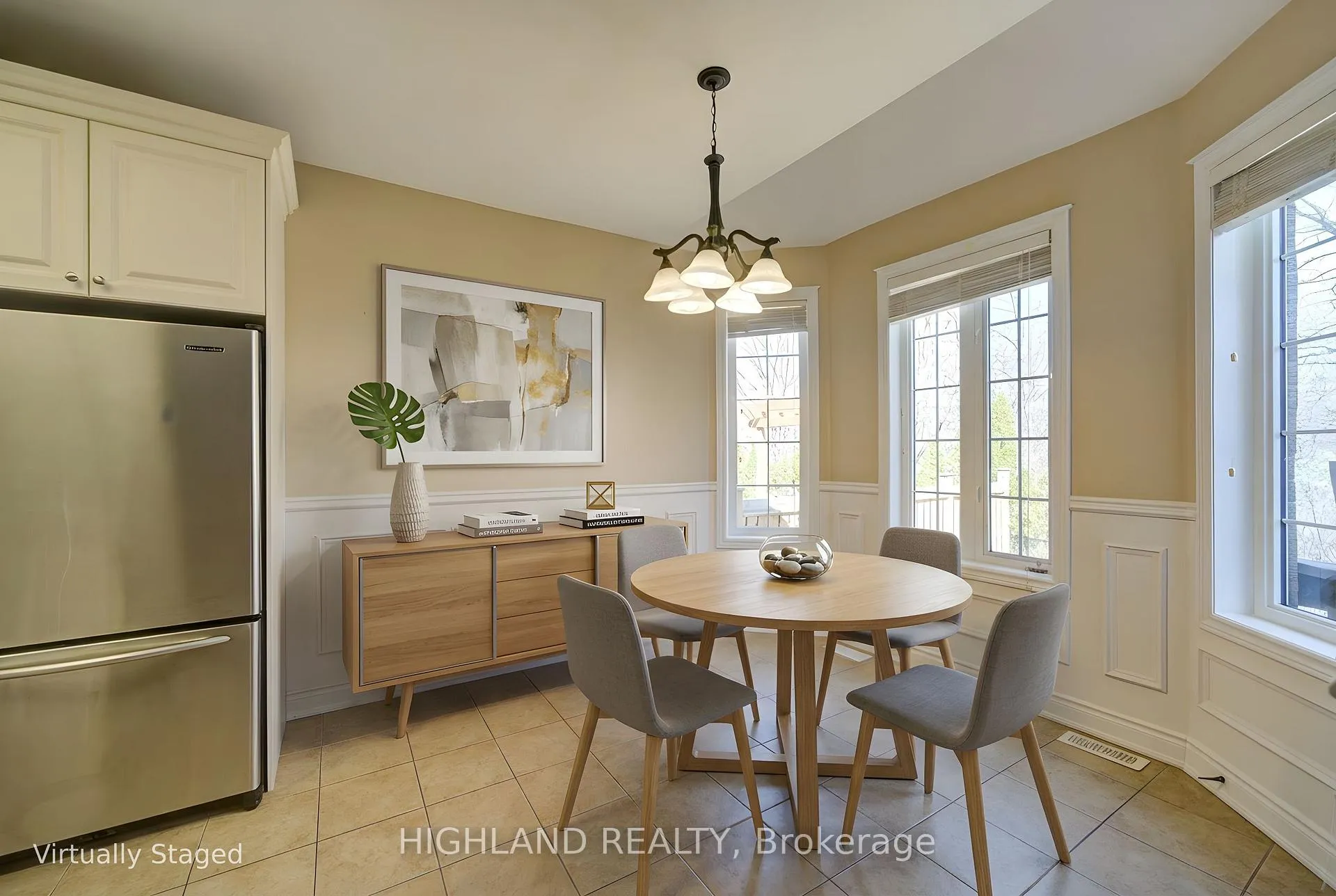 Photo 8 of 311 Duskywing Way, Oakville, Bronte — HOMEH
