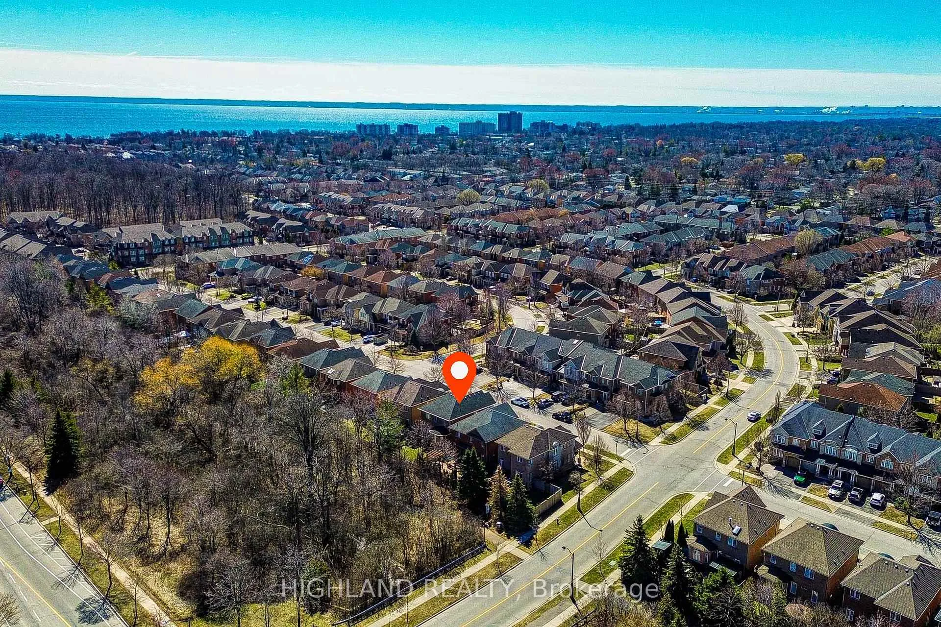Photo 16 of 311 Duskywing Way, Oakville, Bronte — HOMEH