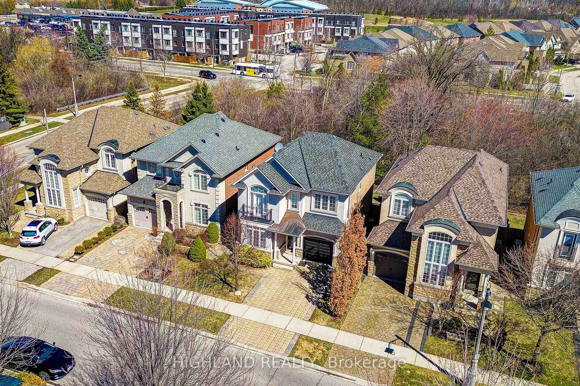 Photo 21 of 311 Duskywing Way, Oakville, Bronte — HOMEH