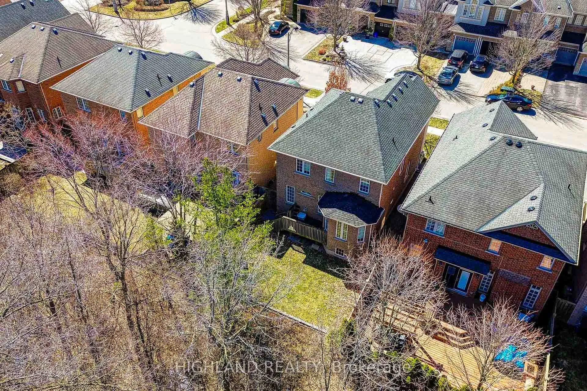 Photo 25 of 311 Duskywing Way, Oakville, Bronte — HOMEH
