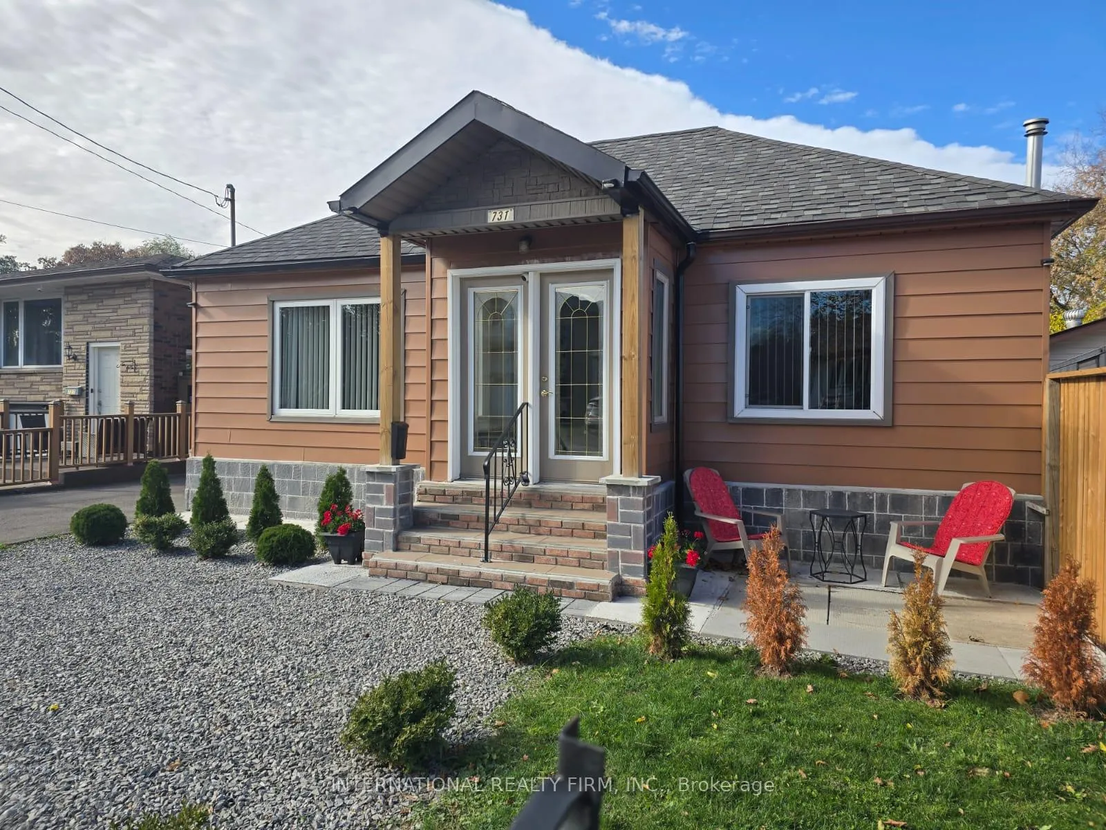 Photo 4 of 731 Knox Avenue, Hamilton, Parkview — HOMEH