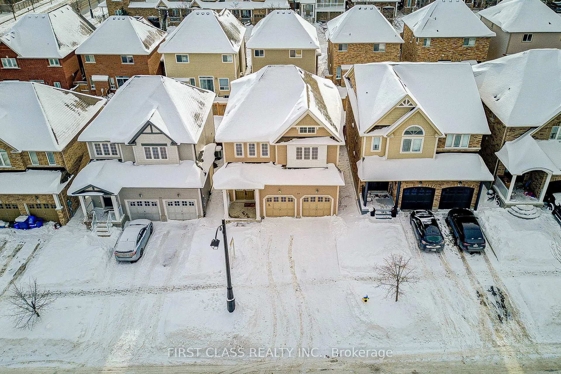 Photo 5 of 23 Grey Wing Avenue, Georgina, Keswick South — HOMEH