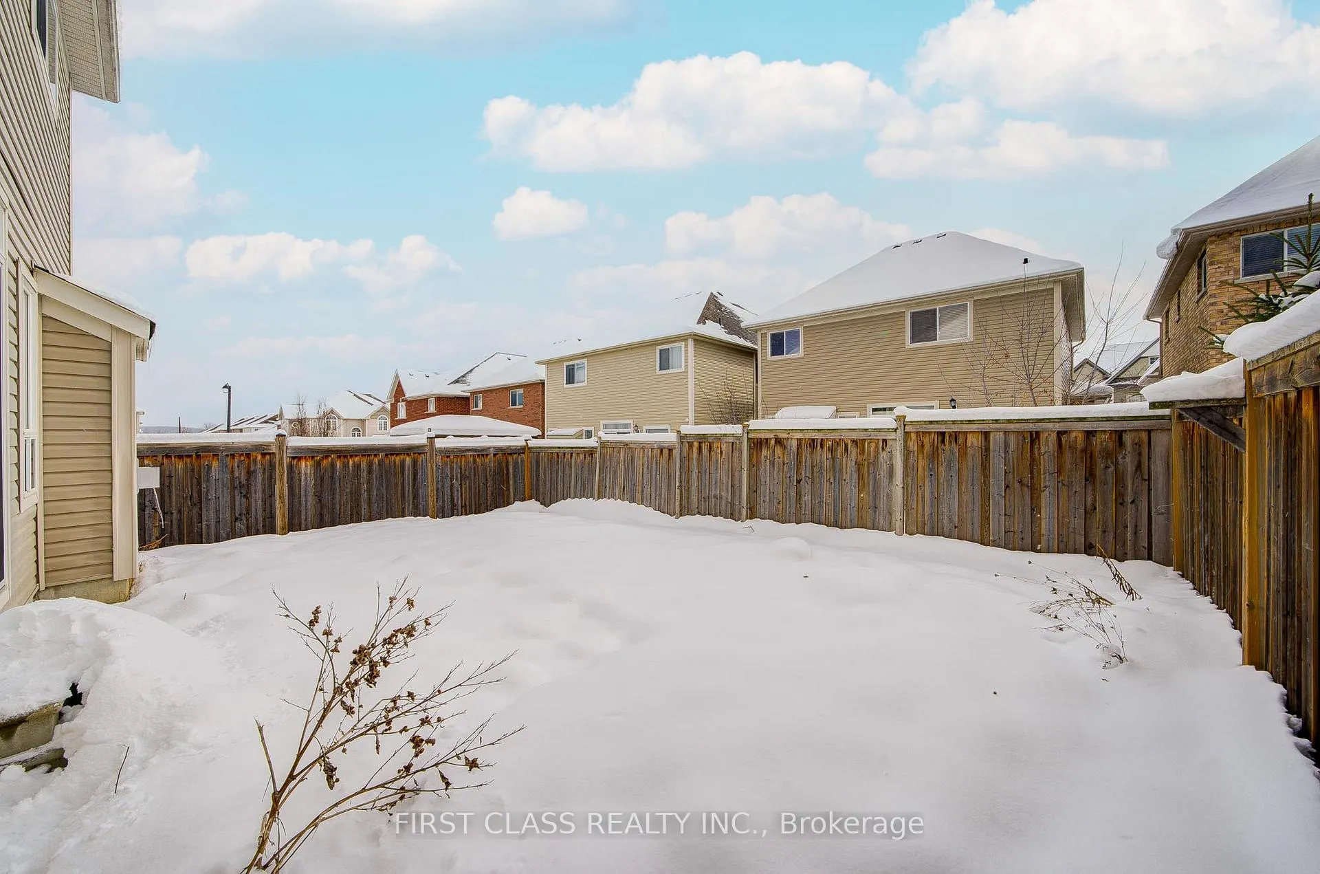 Photo 8 of 23 Grey Wing Avenue, Georgina, Keswick South — HOMEH