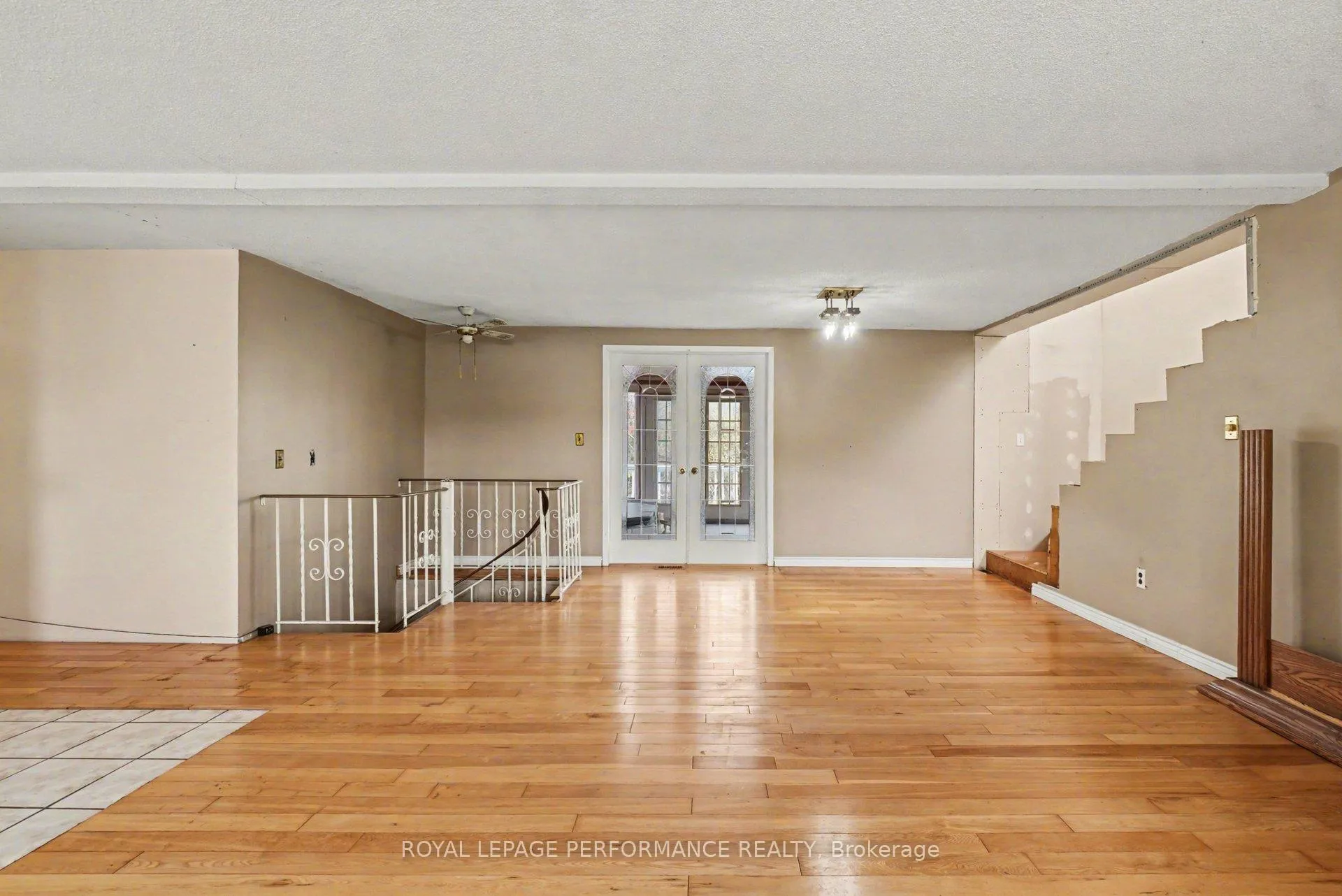 Photo 7 of 4946 Thunder Road, Ottawa, Carlsbad Springs — HOMEH