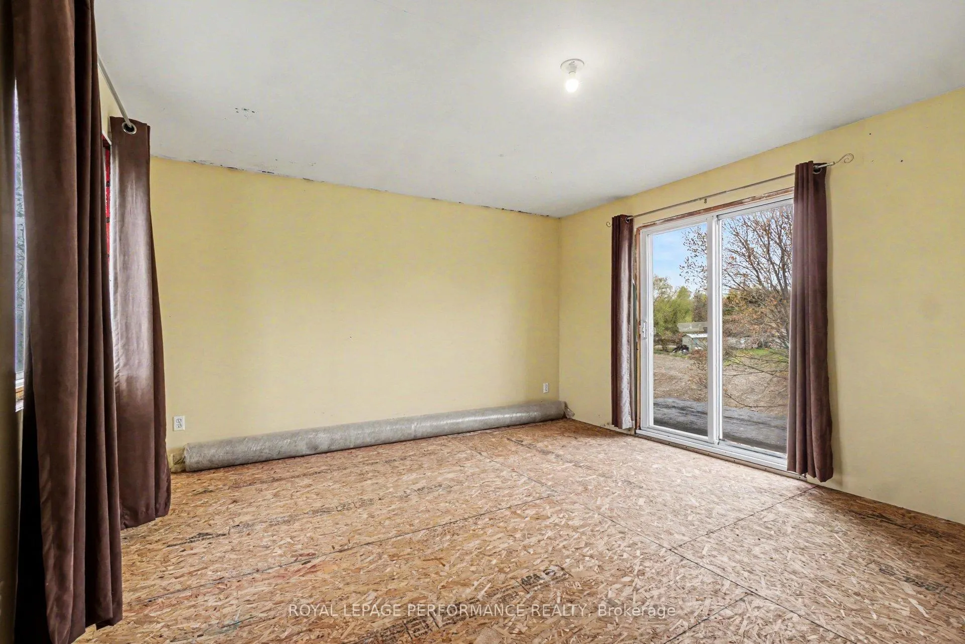Photo 15 of 4946 Thunder Road, Ottawa, Carlsbad Springs — HOMEH