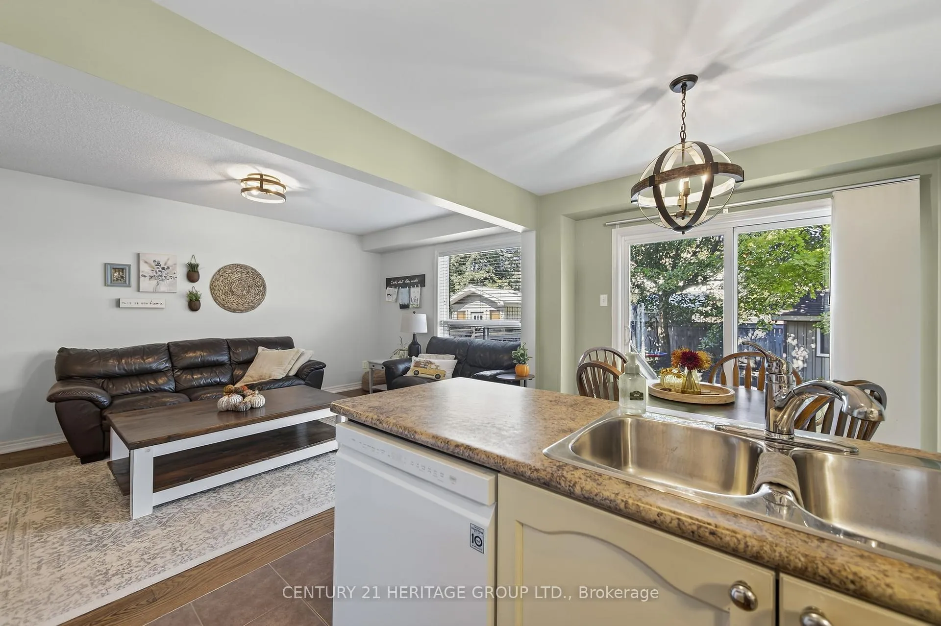 Photo 23 of 80 Anderson Road, New Tecumseth, Alliston — HOMEH