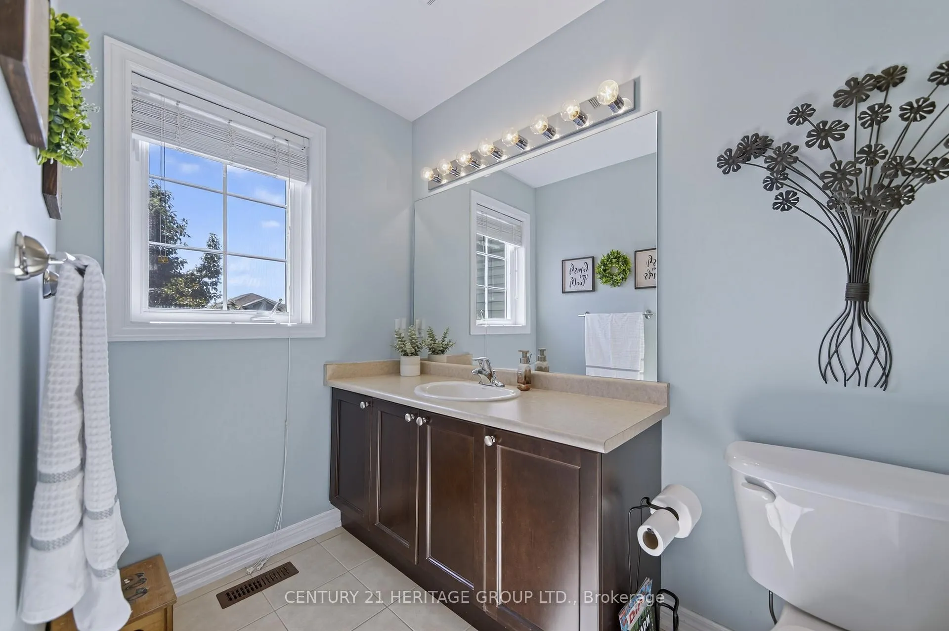 Photo 33 of 80 Anderson Road, New Tecumseth, Alliston — HOMEH