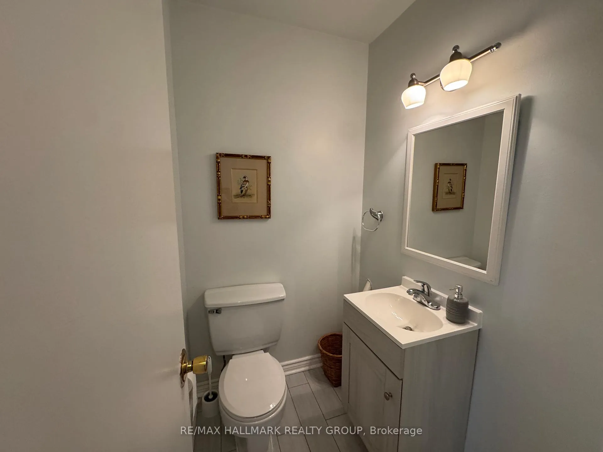 Photo 13 of 912 Dynes Road, Ottawa, Carleton Square — HOMEH