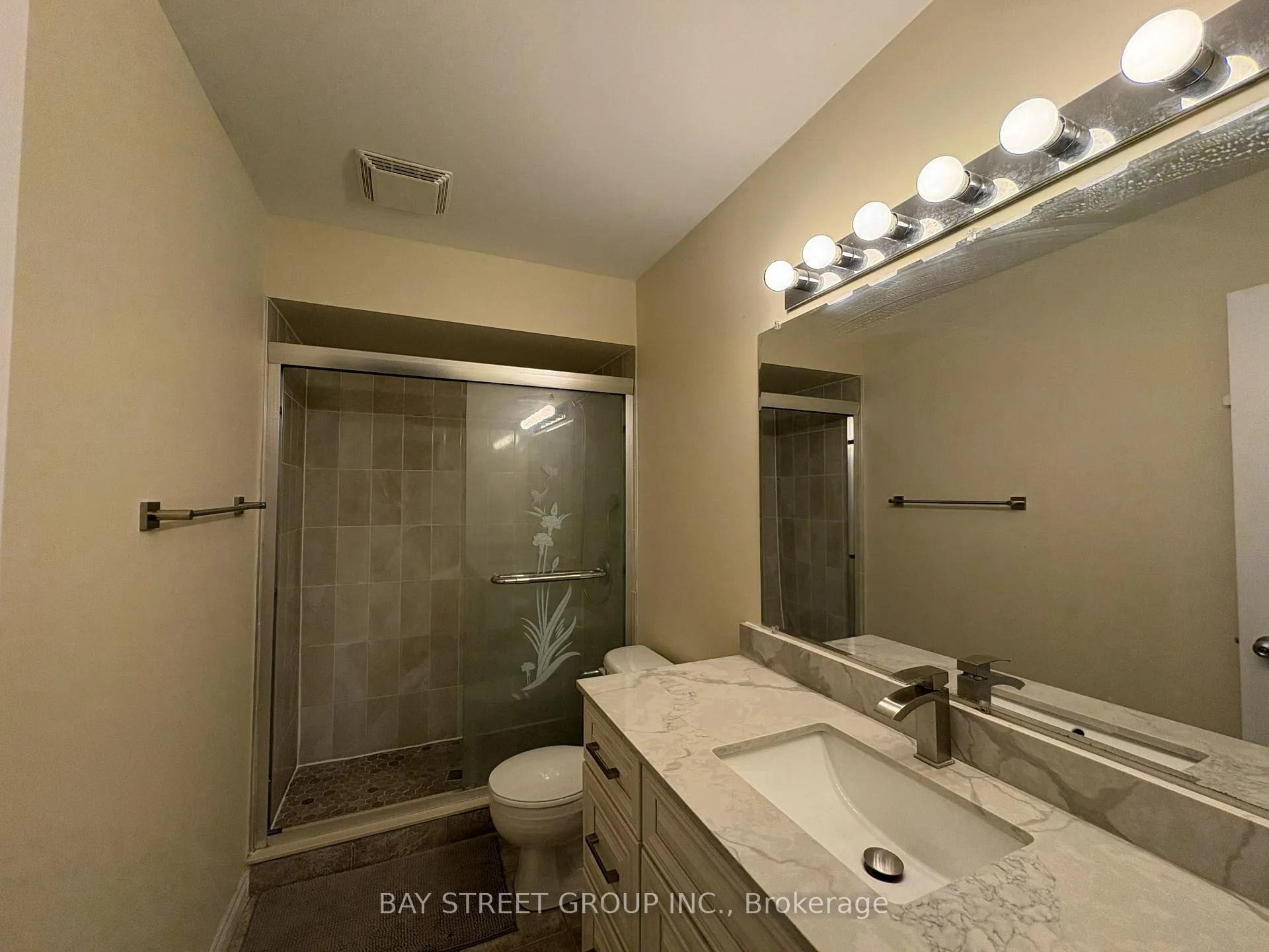 Photo 29 of Unit 2, 60 Cloverleaf Drive, Hamilton, Ancaster — HOMEH