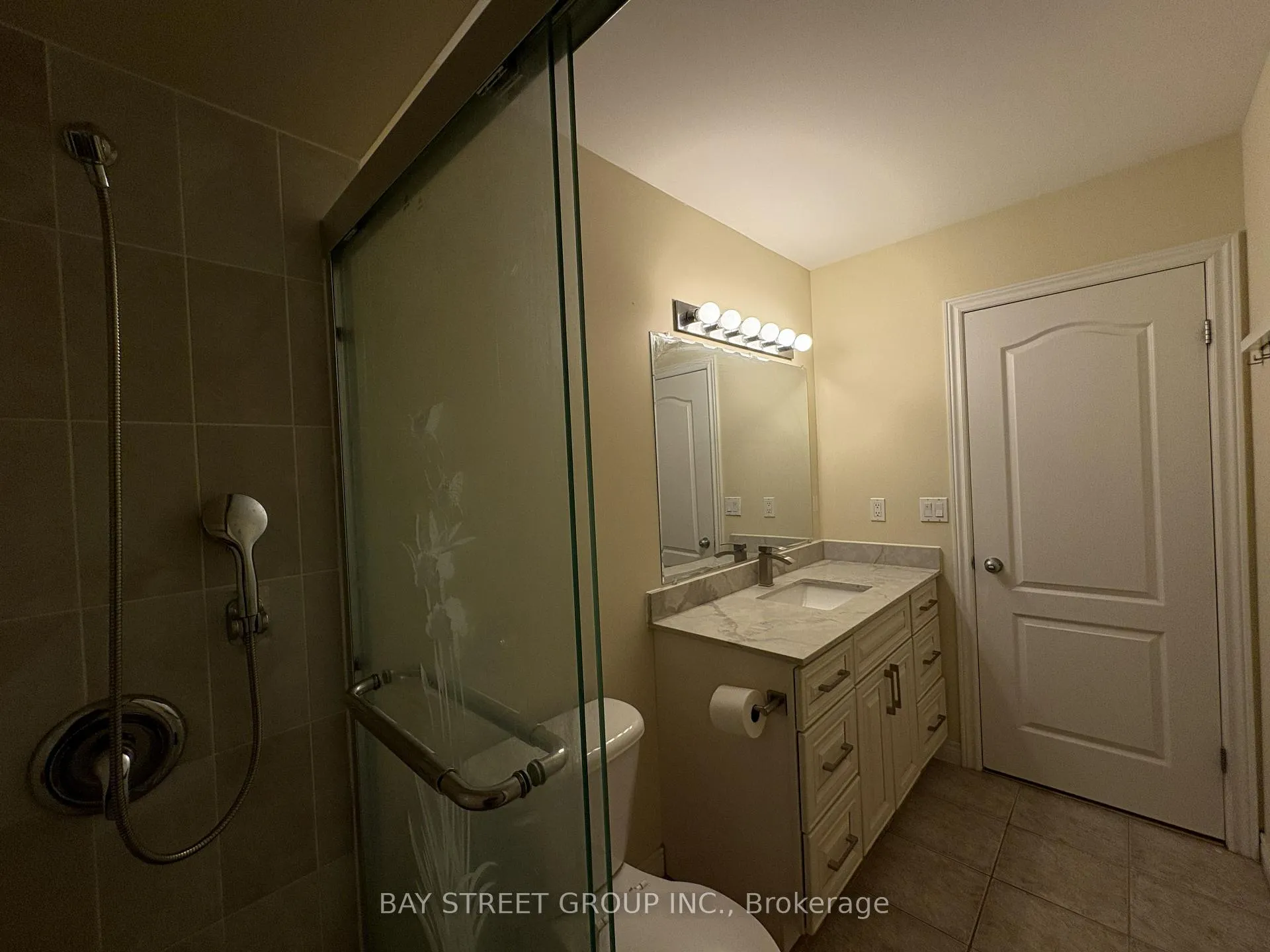 Photo 30 of Unit 2, 60 Cloverleaf Drive, Hamilton, Ancaster — HOMEH