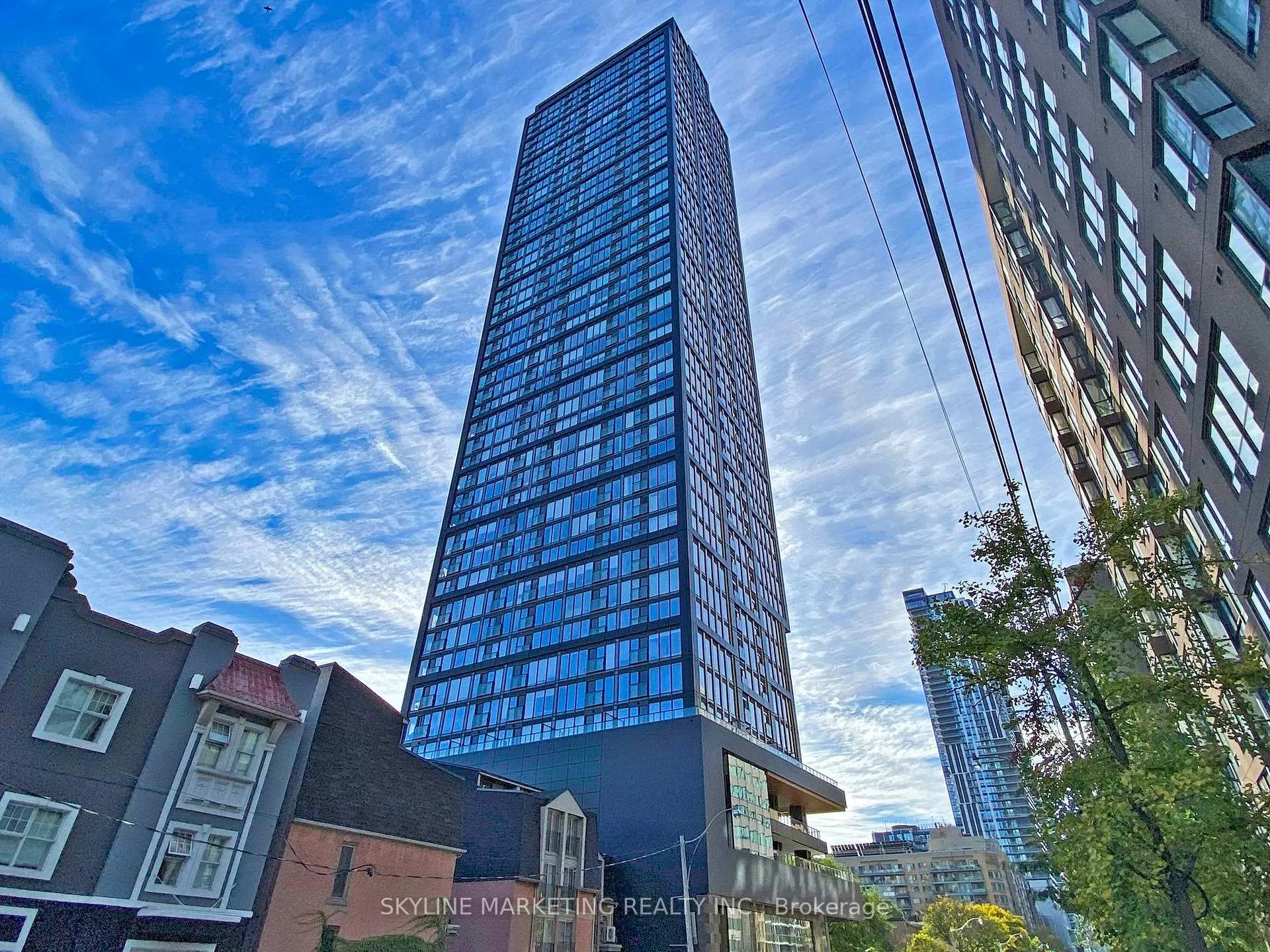 Front of Unit 4909, 319 Jarvis Street