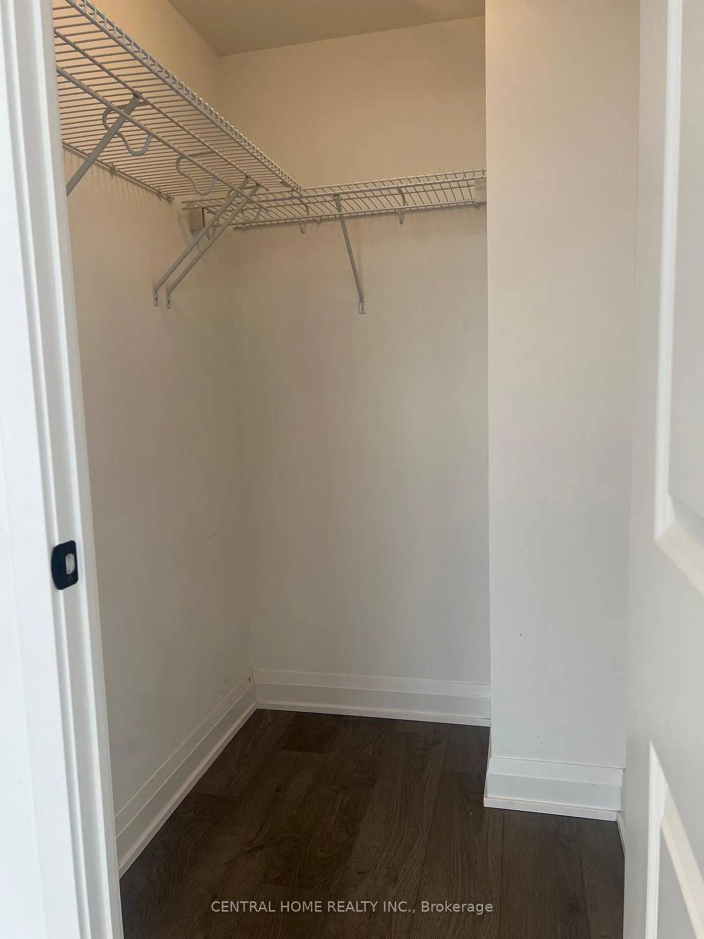 Photo 12 of Unit 718, 2343 Khalsa Gate, Oakville, Westmount — HOMEH