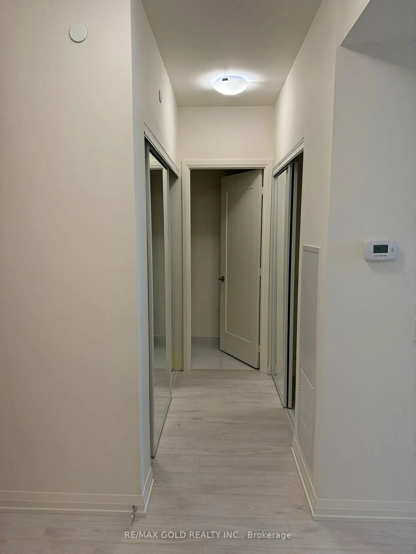 Photo 13 of Unit 410, 8960 Jane Street N, Vaughan, Vellore Village — HOMEH