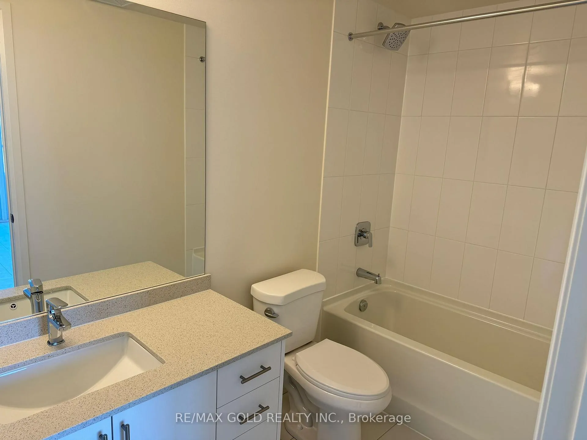 Photo 14 of Unit 410, 8960 Jane Street N, Vaughan, Vellore Village — HOMEH
