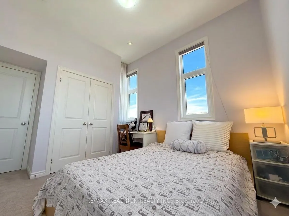 Photo 10 of 2742 William Jackson Drive, Pickering, Duffin Heights — HOMEH