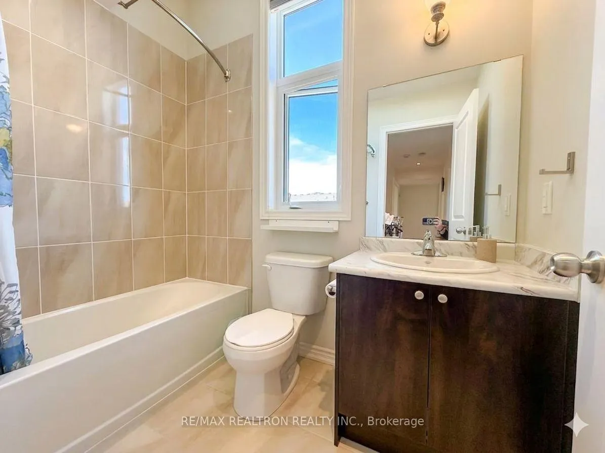 Photo 11 of 2742 William Jackson Drive, Pickering, Duffin Heights — HOMEH