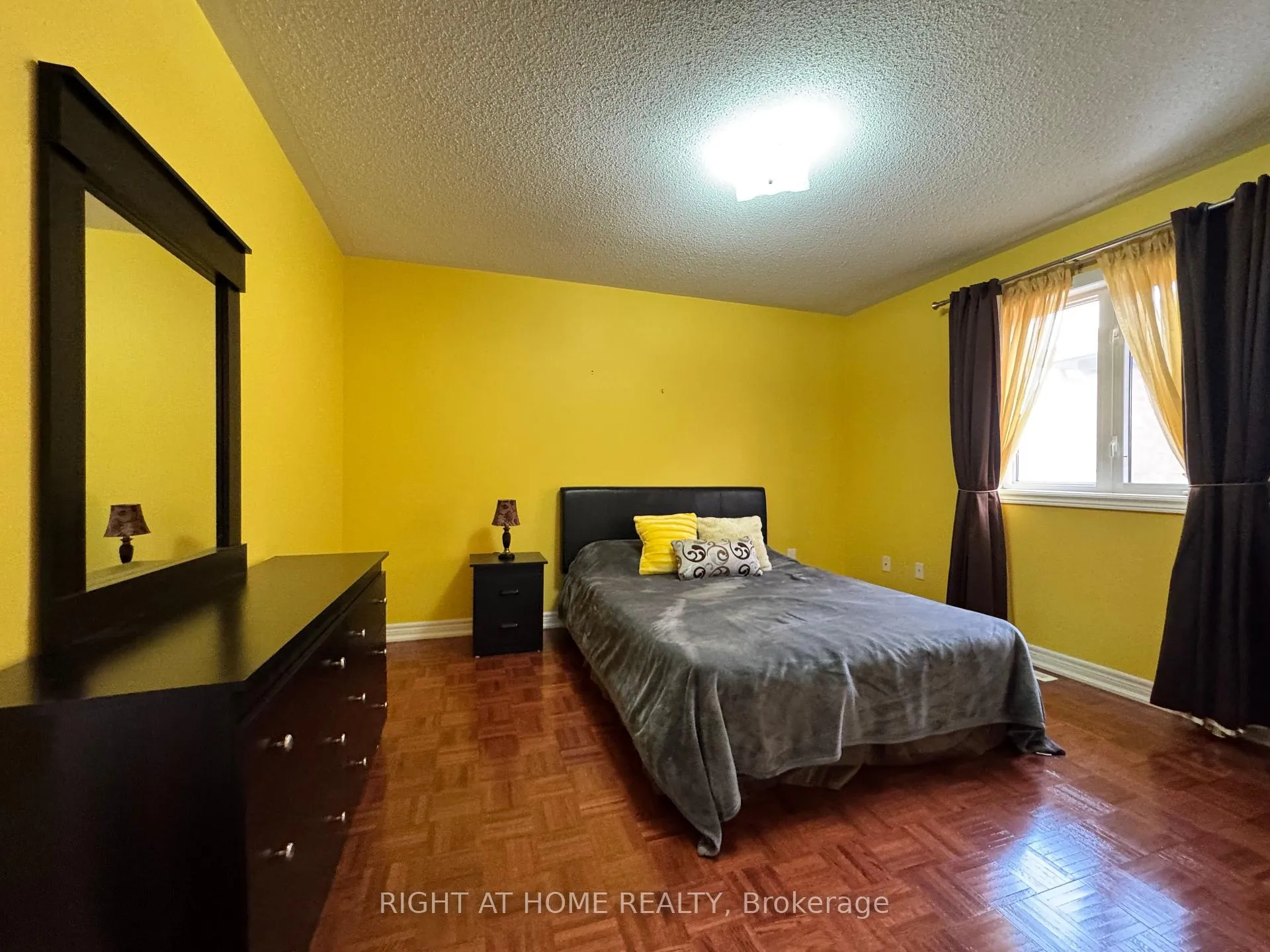 Photo 18 of 29 Lynnvalley Crescent, Brampton, Bram East — HOMEH