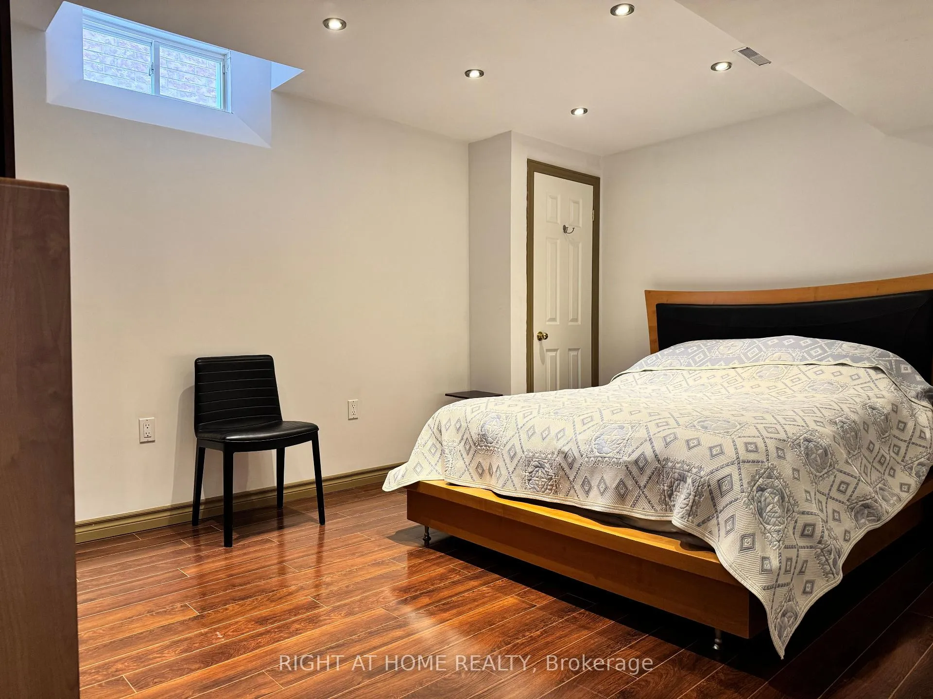 Photo 25 of 29 Lynnvalley Crescent, Brampton, Bram East — HOMEH