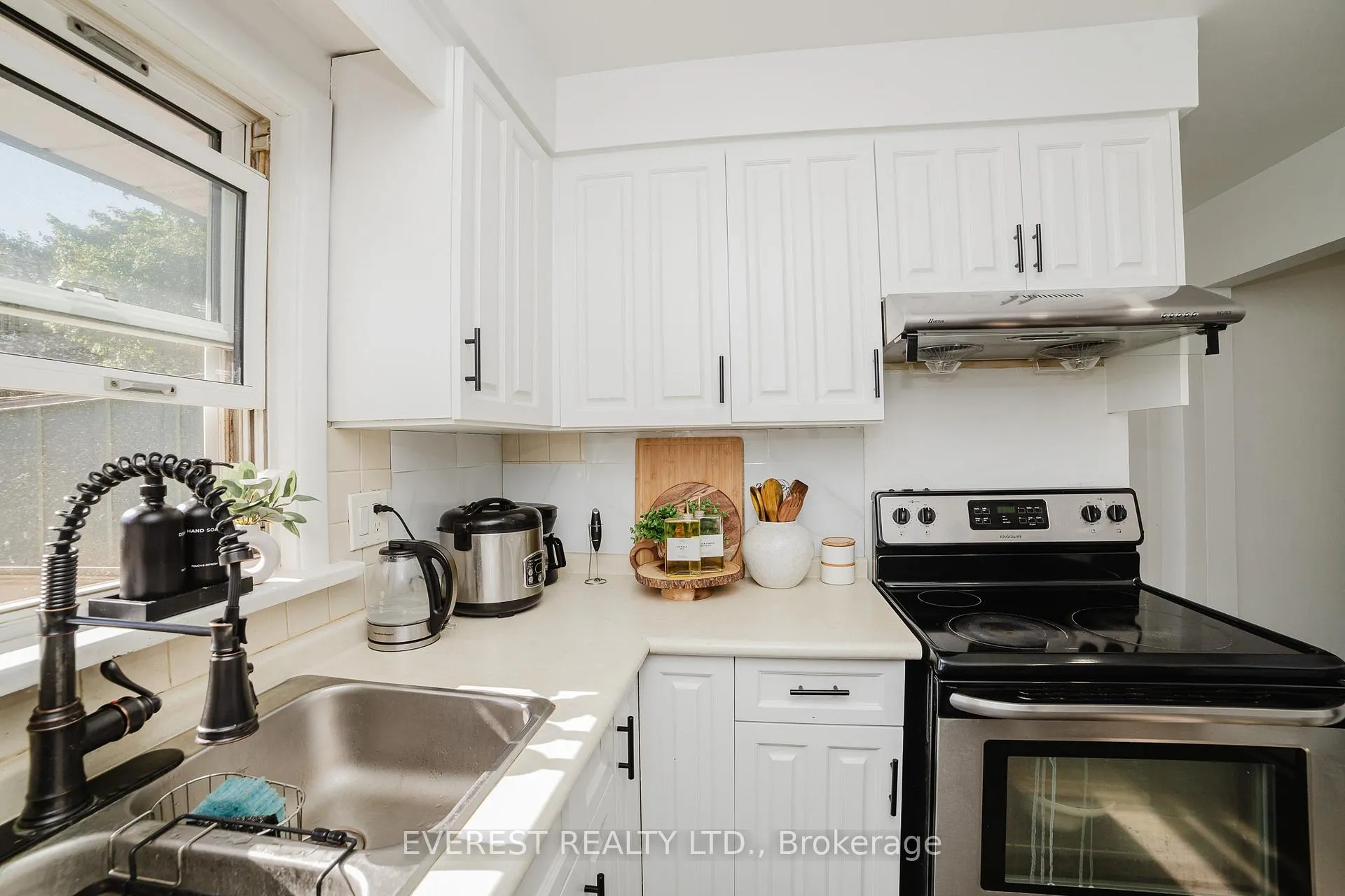 Photo 13 of 225 Woodhaven Road, Kitchener — HOMEH