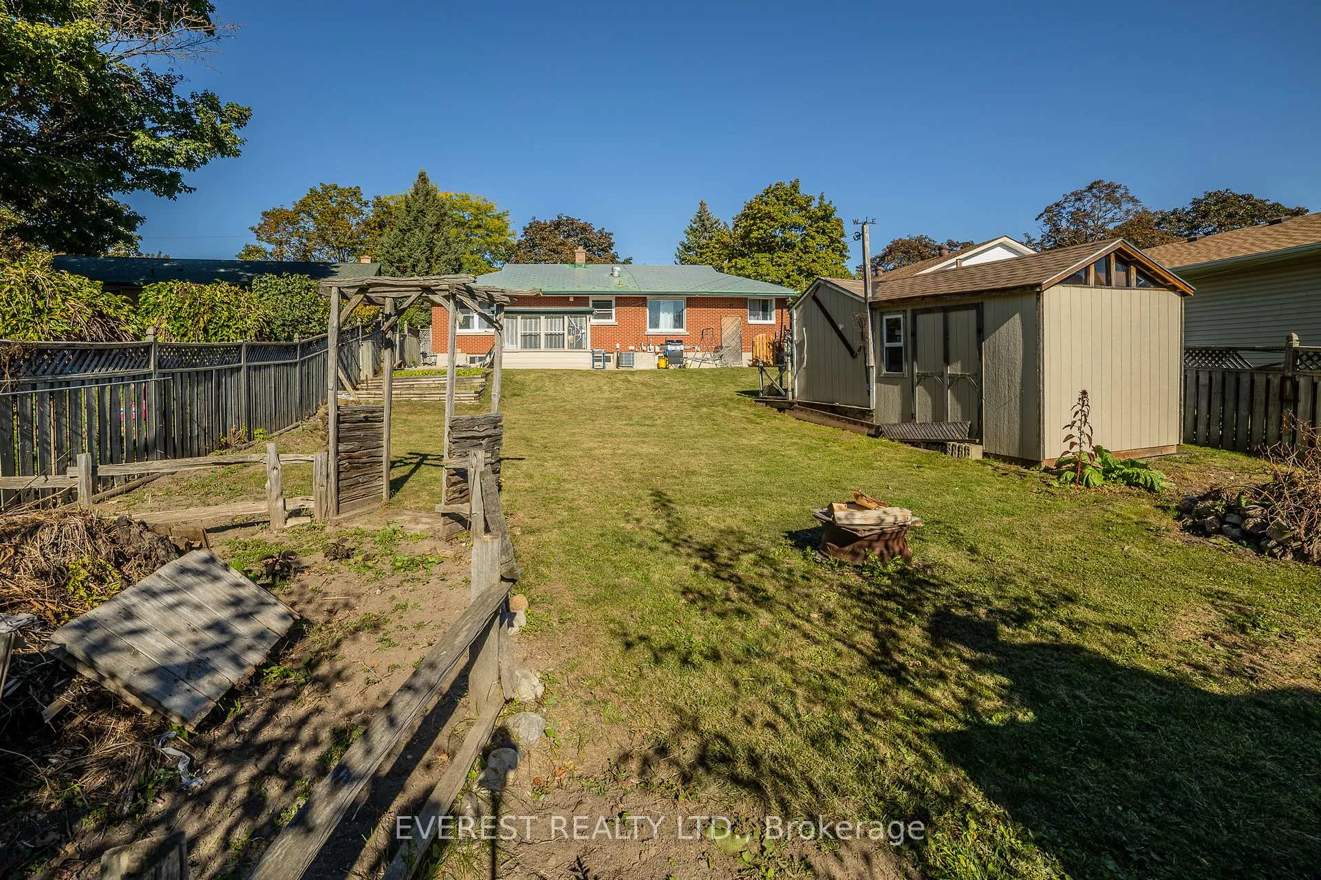 Photo 31 of 225 Woodhaven Road, Kitchener — HOMEH