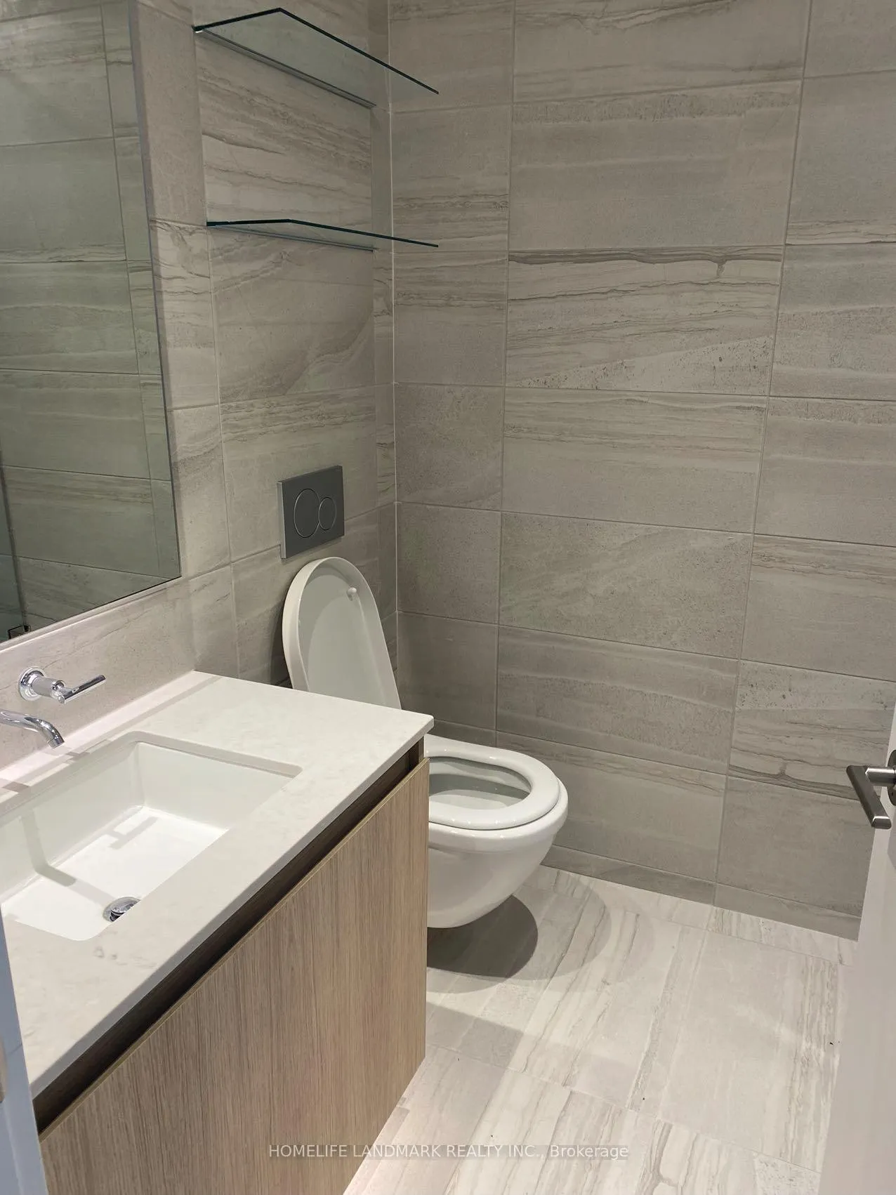 Photo 5 of Unit 1008, 81 Wellesley Street E, Toronto, Church-Yonge Corridor — HOMEH