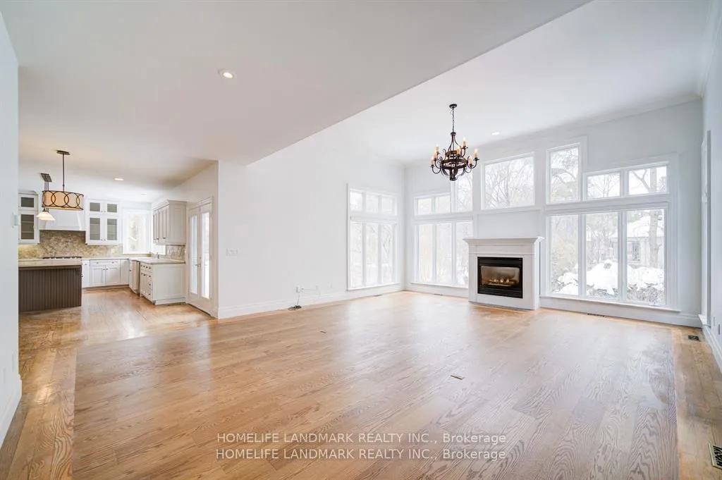 Photo 2 of 433 Cairncroft Road, Oakville, Morrison — HOMEH