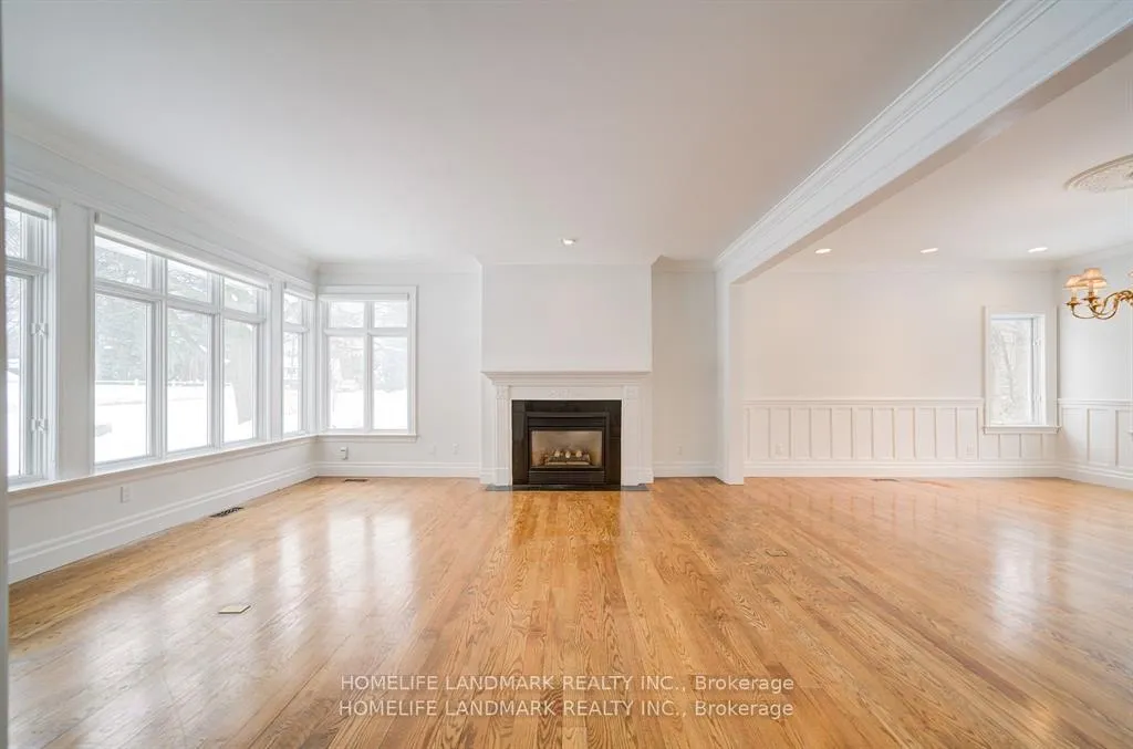 Photo 9 of 433 Cairncroft Road, Oakville, Morrison — HOMEH
