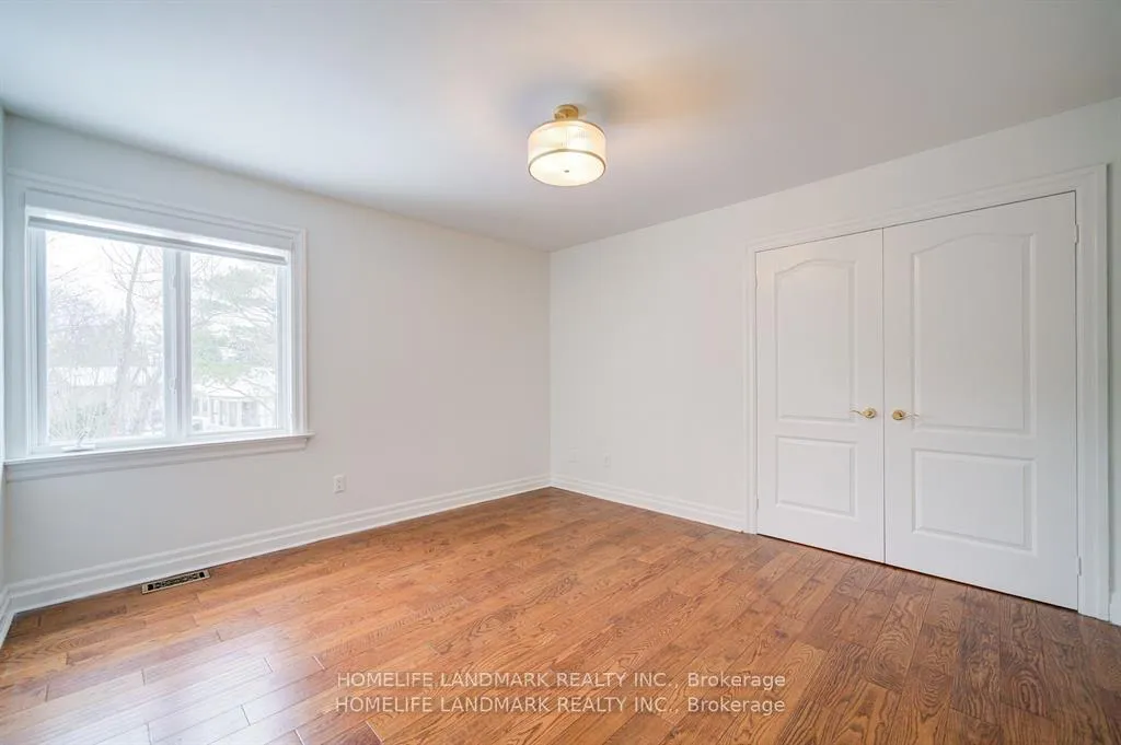 Photo 15 of 433 Cairncroft Road, Oakville, Morrison — HOMEH