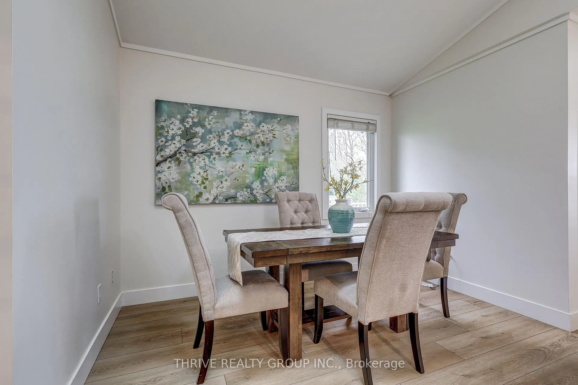 Photo 8 of 6509 Longwoods Road, Southwest Middlesex, Rural Southwest Middlesex — HOMEH