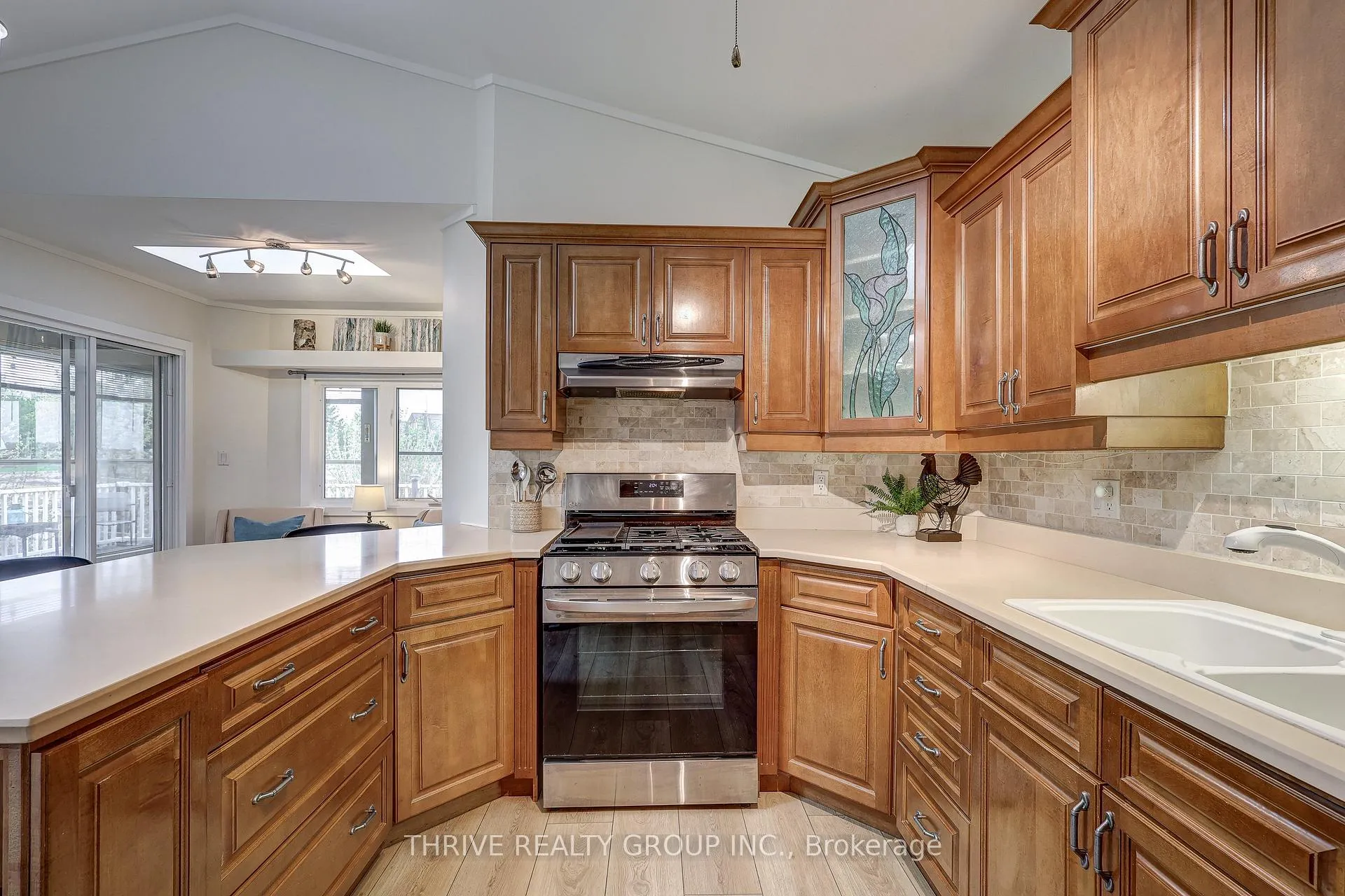 Photo 12 of 6509 Longwoods Road, Southwest Middlesex, Rural Southwest Middlesex — HOMEH