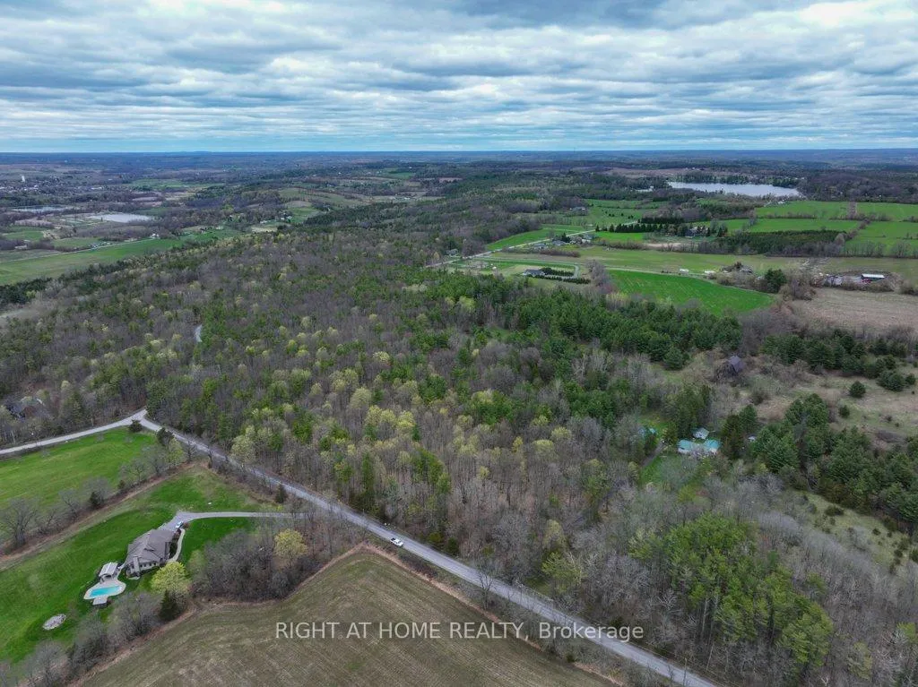 Photo 5 of 262 Golf Course Road W, Quinte West, Sidney Ward — HOMEH