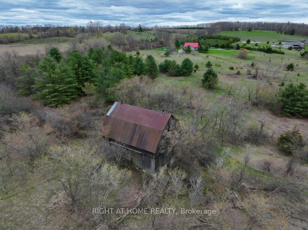 Photo 12 of 262 Golf Course Road W, Quinte West, Sidney Ward — HOMEH