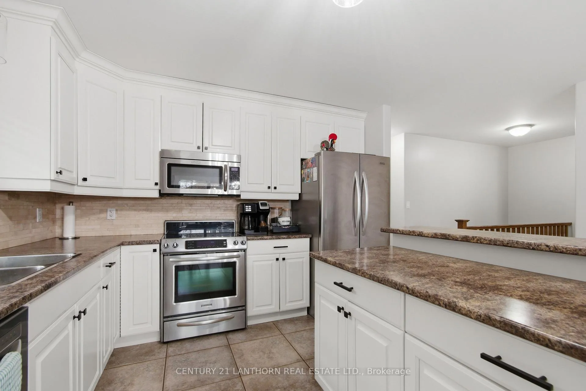 Photo 15 of 35 Gale Crescent, Belleville, Thurlow Ward — HOMEH