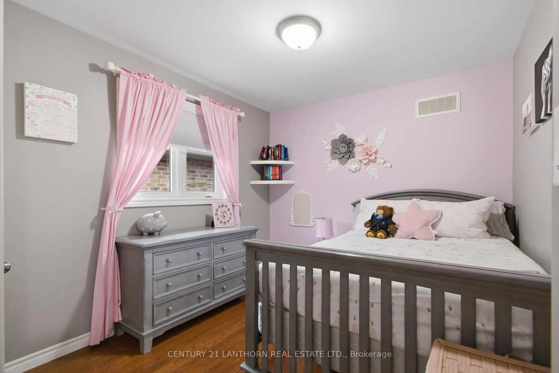 Photo 23 of 35 Gale Crescent, Belleville, Thurlow Ward — HOMEH