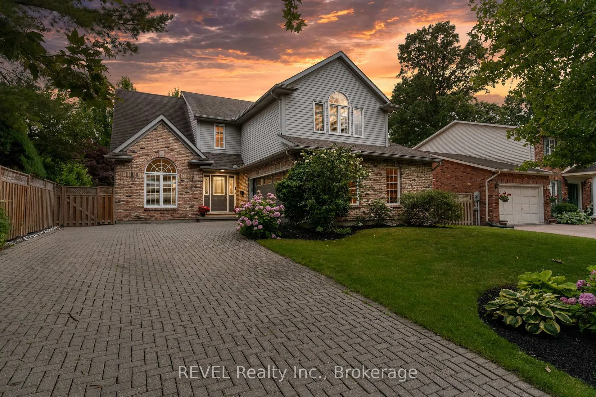 Photo 1 of 78 Sovereign Drive, St. Catharines, Glendale/Glenridge — HOMEH