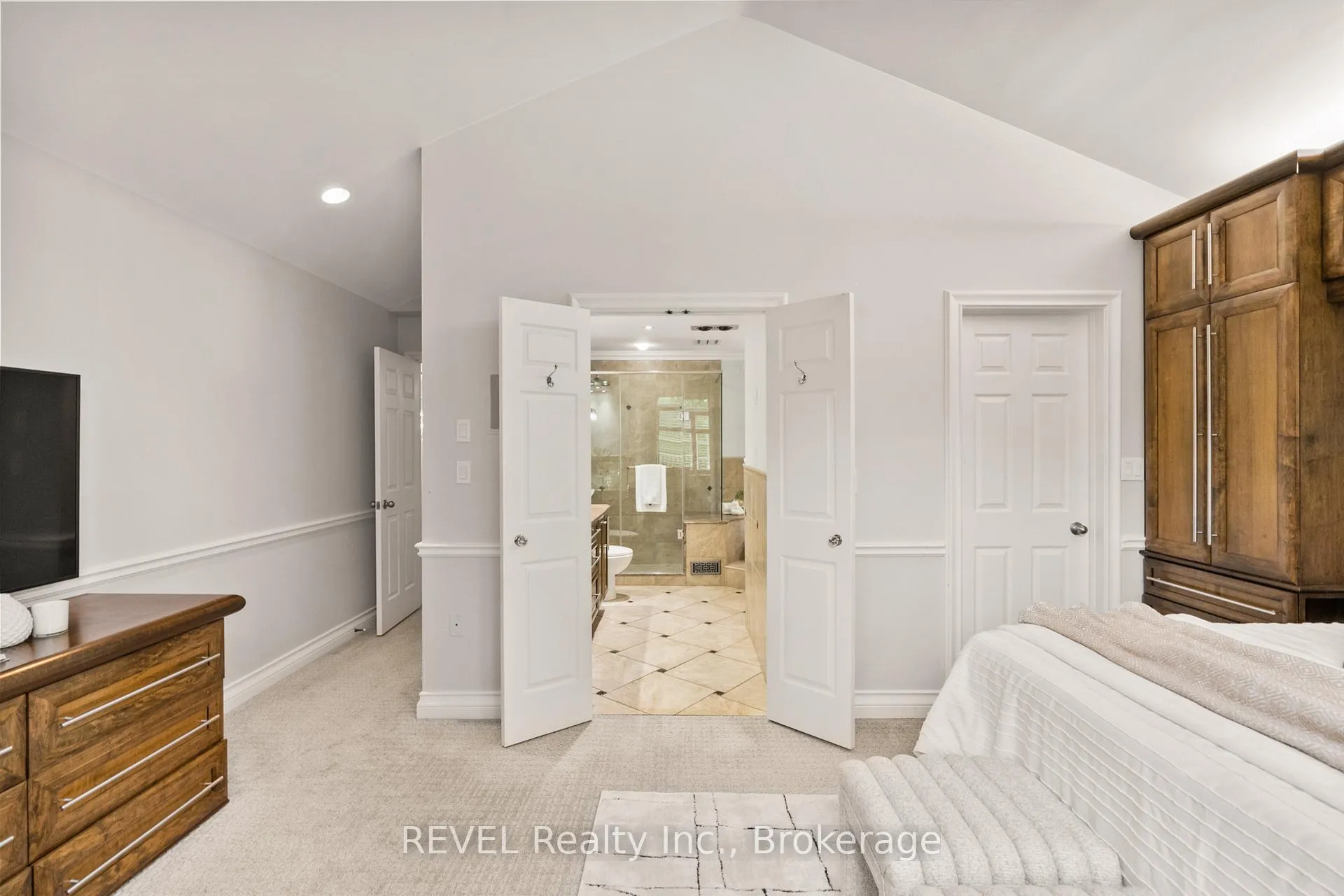 Photo 27 of 78 Sovereign Drive, St. Catharines, Glendale/Glenridge — HOMEH