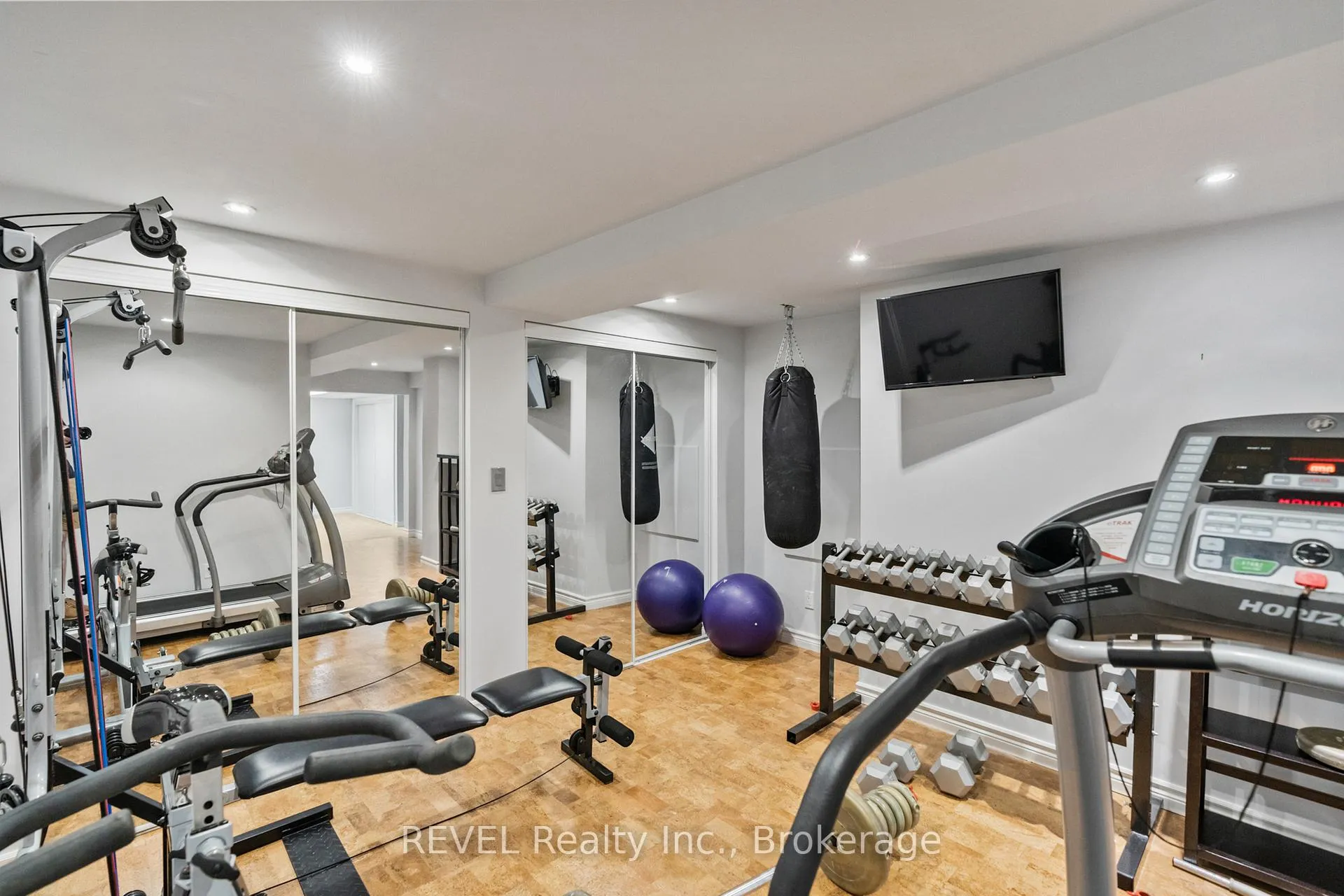 Photo 35 of 78 Sovereign Drive, St. Catharines, Glendale/Glenridge — HOMEH