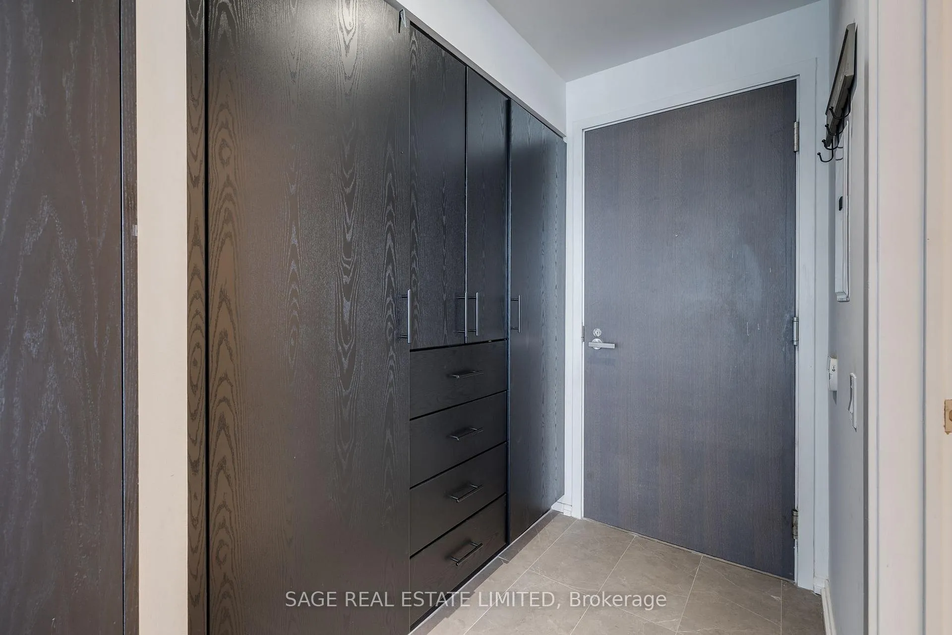 Photo 4 of Unit 4503, 45 Charles Street E, Toronto, Church-Yonge Corridor — HOMEH