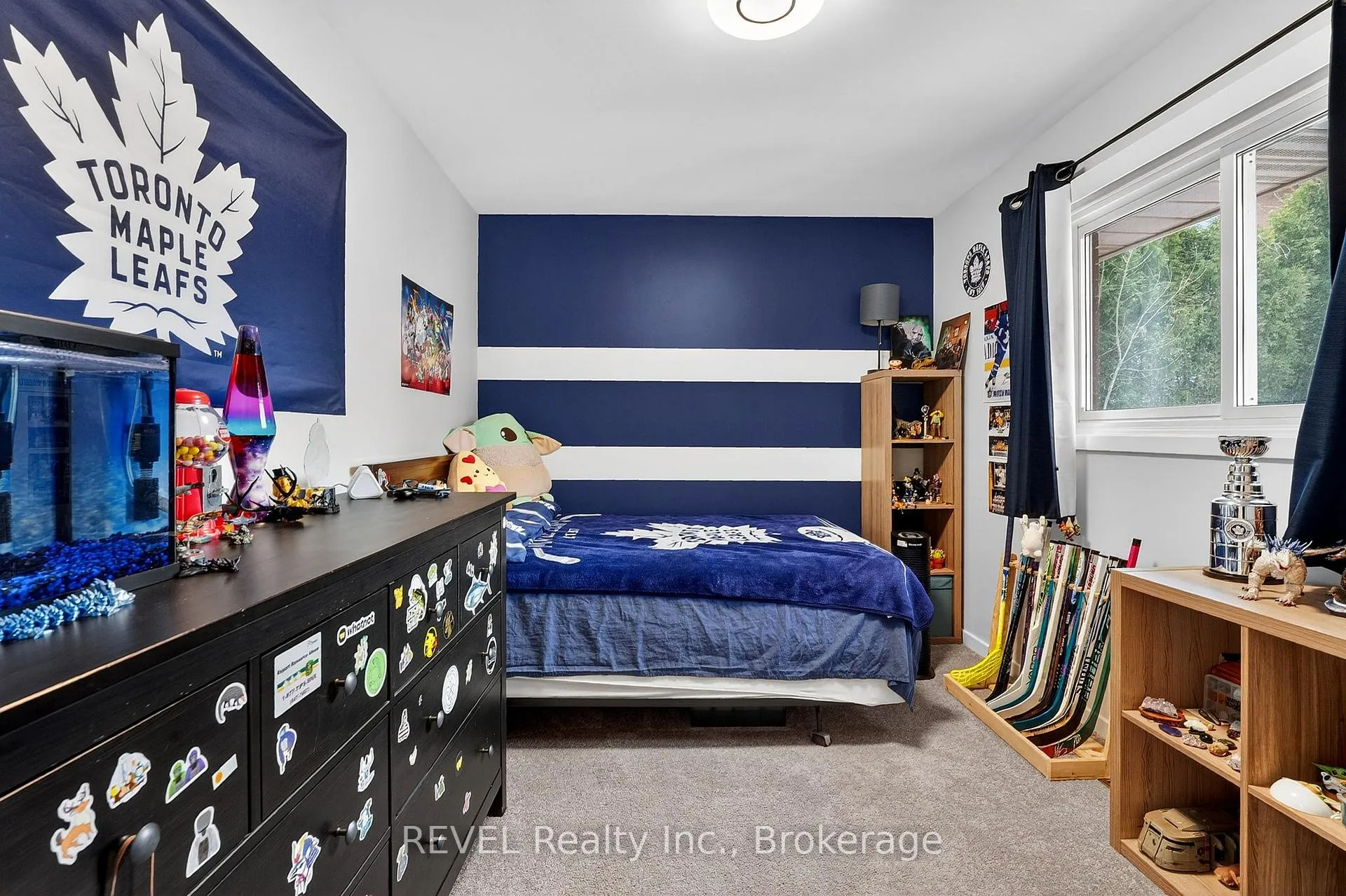 Photo 15 of 11 Tamarack Street, Welland, Prince Charles — HOMEH