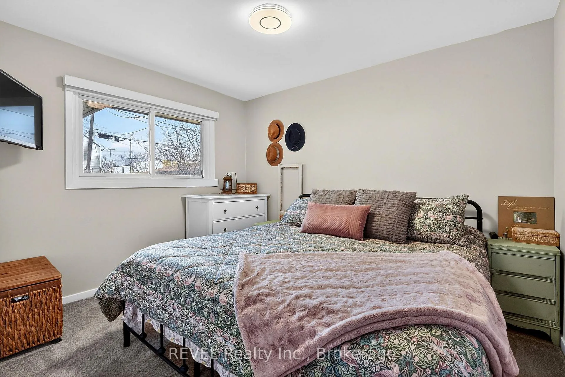 Photo 19 of 11 Tamarack Street, Welland, Prince Charles — HOMEH