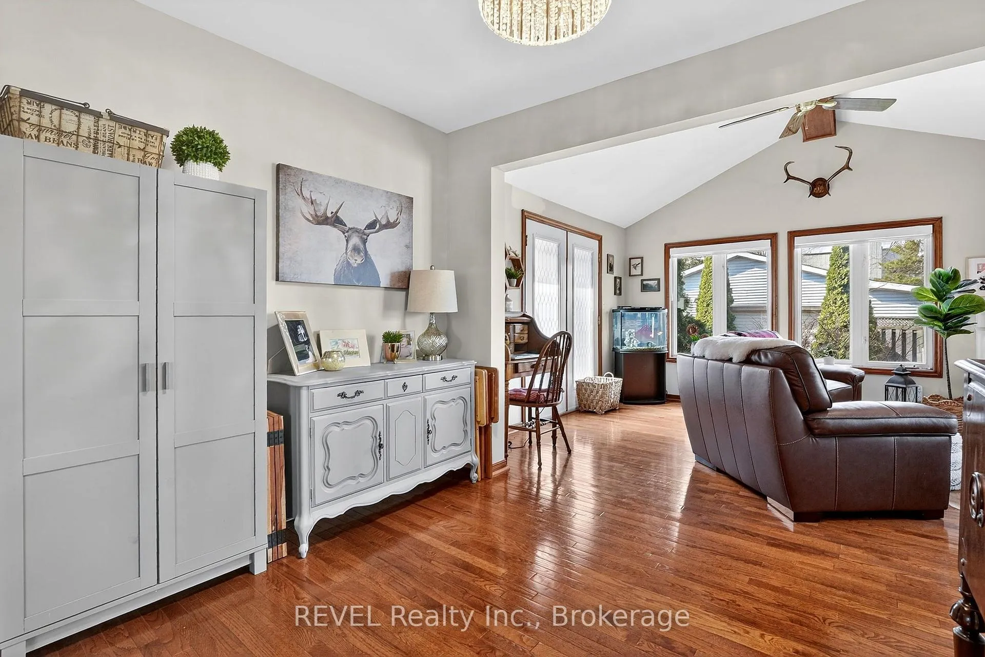 Photo 22 of 11 Tamarack Street, Welland, Prince Charles — HOMEH