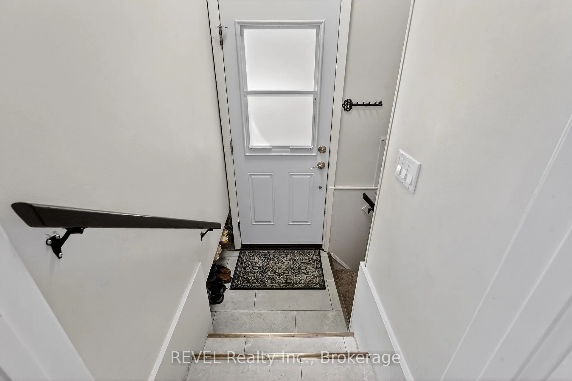 Photo 26 of 11 Tamarack Street, Welland, Prince Charles — HOMEH