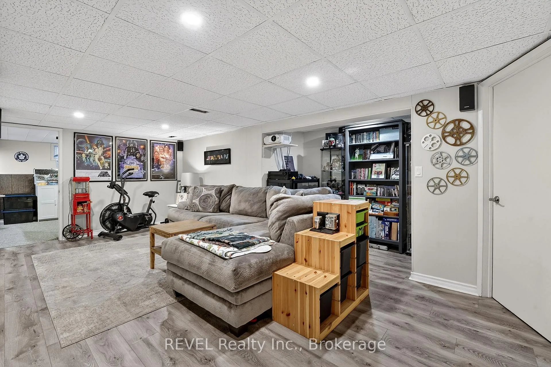 Photo 30 of 11 Tamarack Street, Welland, Prince Charles — HOMEH