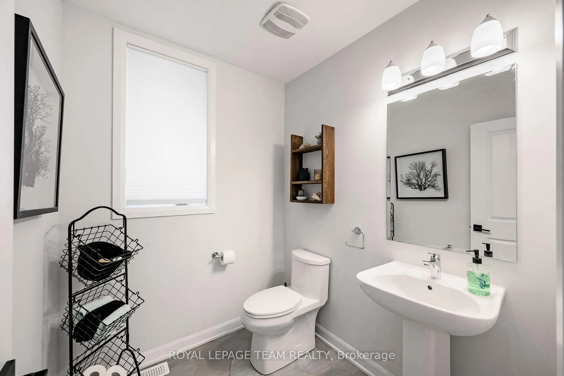 Photo 8 of 98 Ralph Erfle Way, Ottawa, Barrhaven - Half Moon Bay — HOMEH