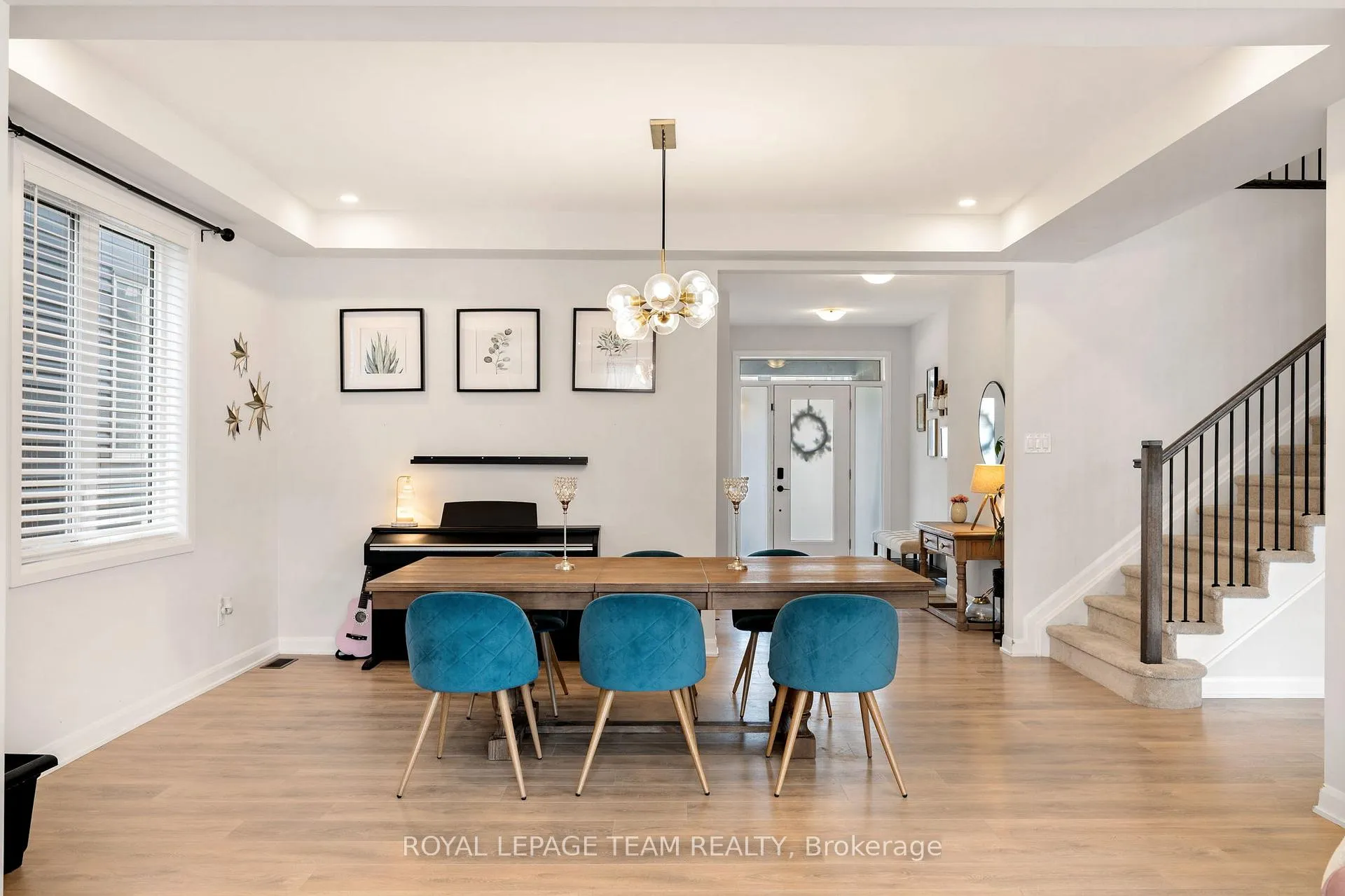 Photo 10 of 98 Ralph Erfle Way, Ottawa, Barrhaven - Half Moon Bay — HOMEH