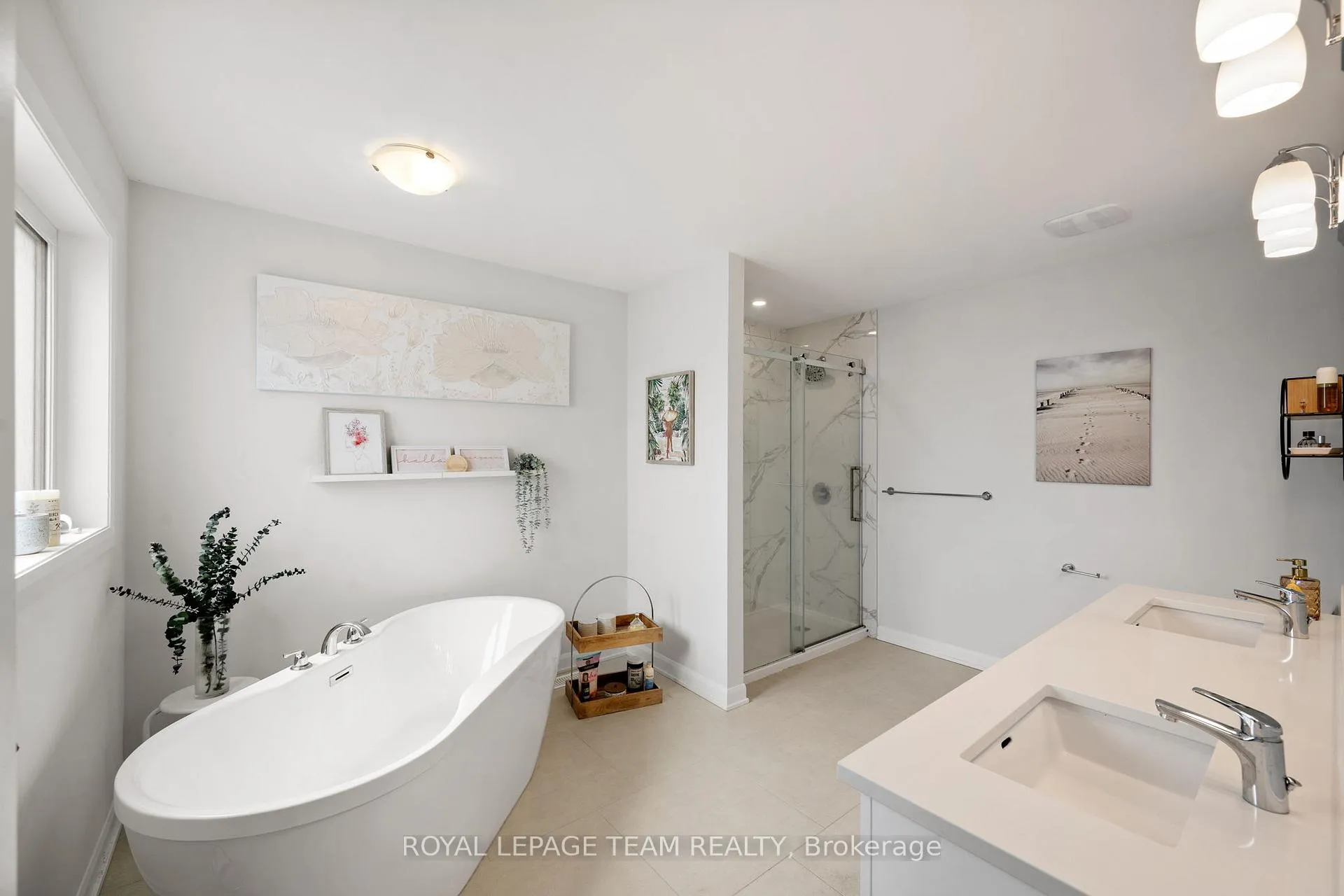Photo 24 of 98 Ralph Erfle Way, Ottawa, Barrhaven - Half Moon Bay — HOMEH